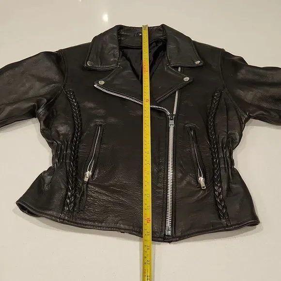 Gorgeous black leather motorcycle jacket size M with braided detail! - Picture 9 of 10